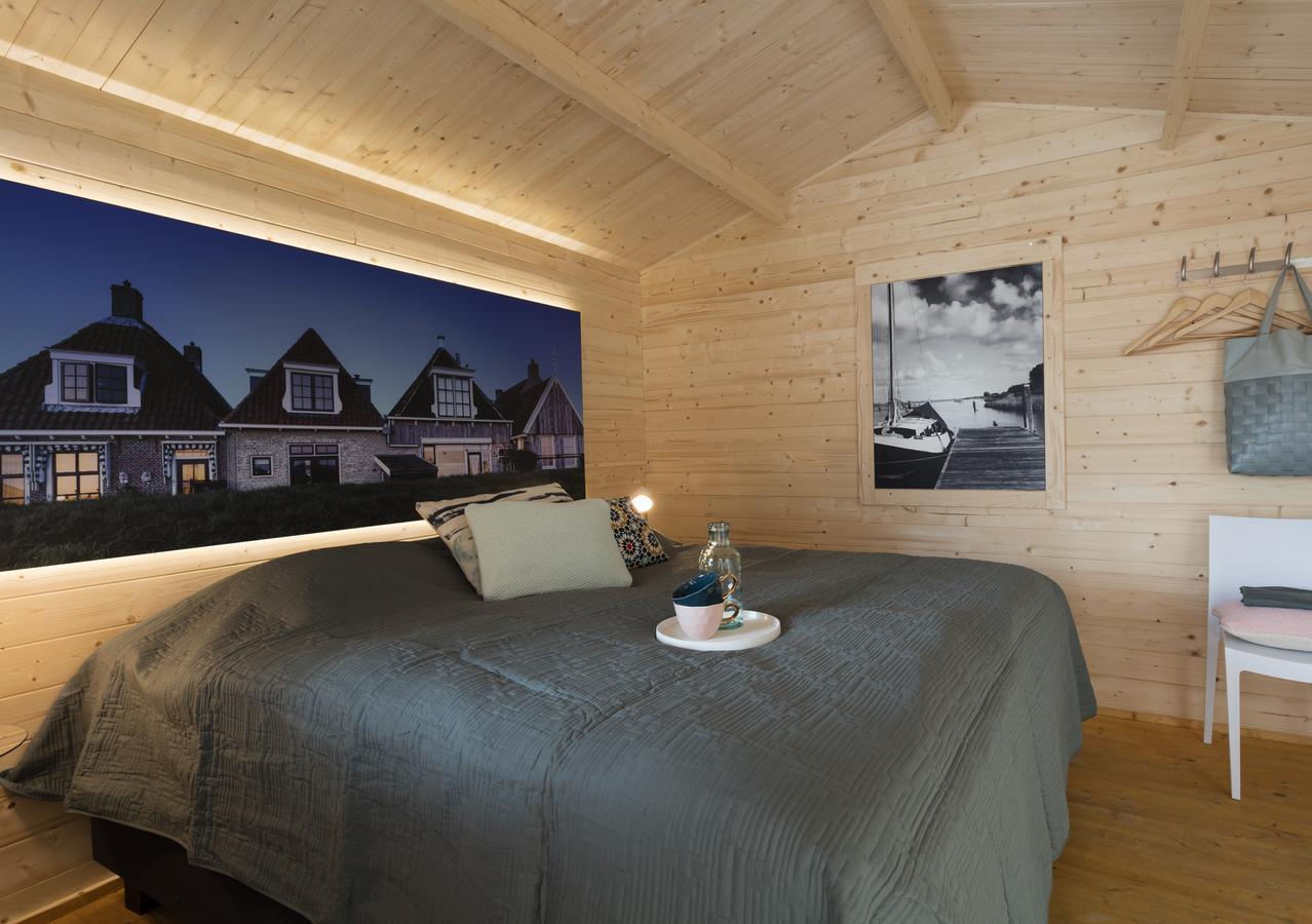 Lodgehotel De Lelie Маккум Экстерьер фото